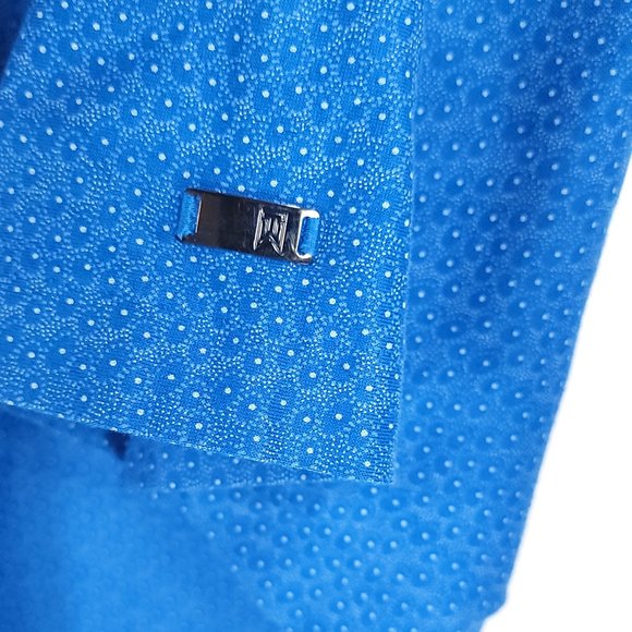 Tiger Woods Polo Shirt Men's XXL Blue White Geometric Polka Dot Short Sleeve - Picture 4 of 9